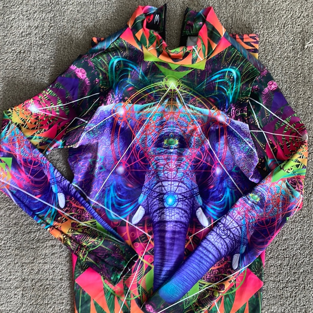 Elephant Bodysuit M